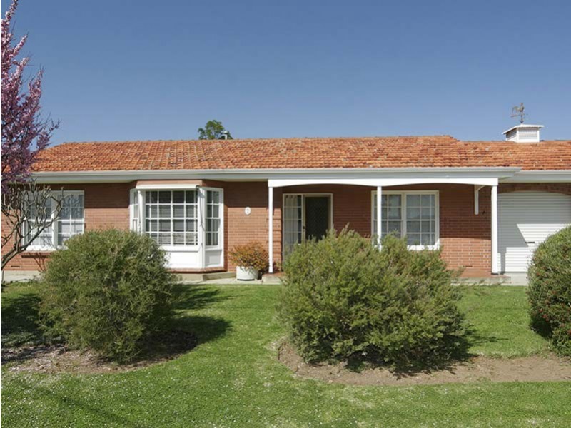 4  Jedma Grove, Glenelg North SA 5045