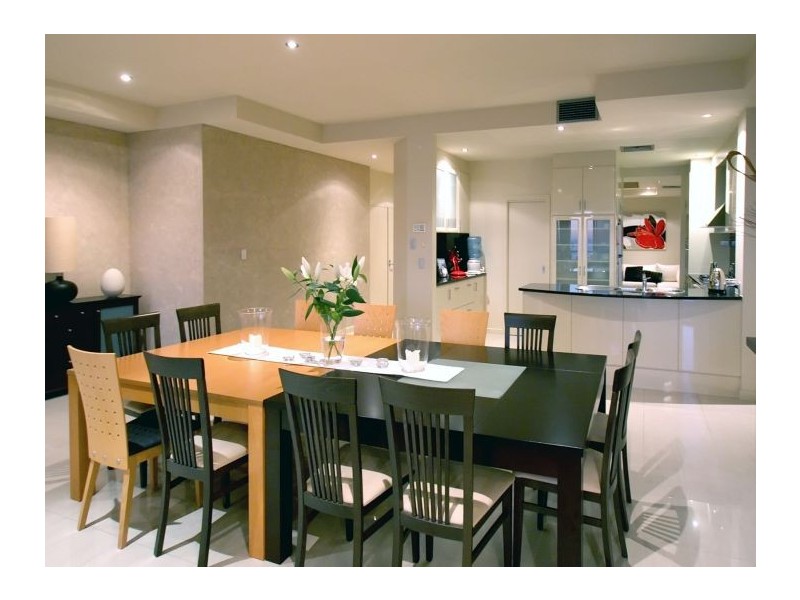 4/7  North Esplanade, Glenelg North SA 5045