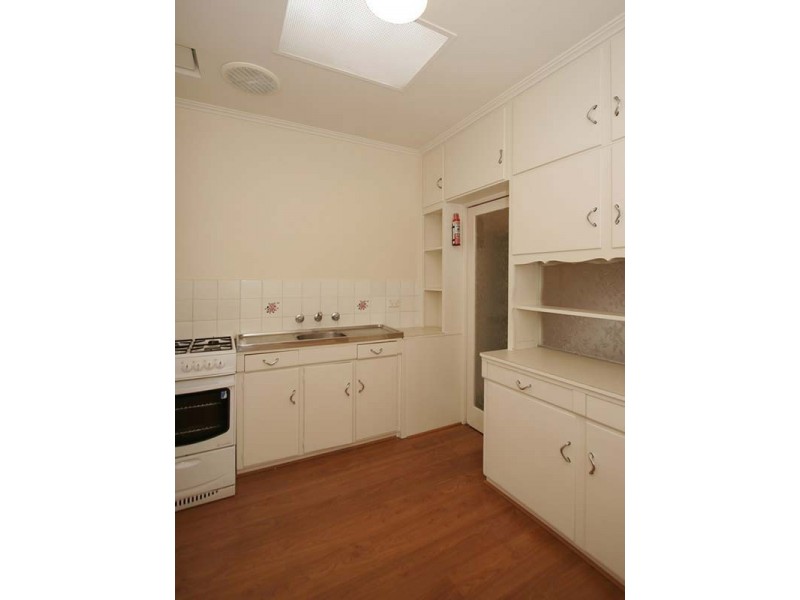 2/37  Adelphi Crescent, Glenelg North SA 5045