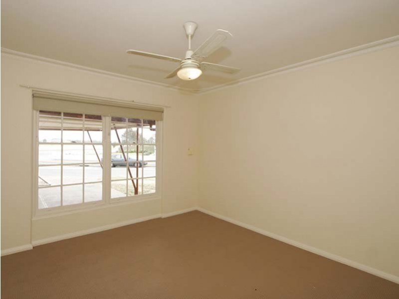 2/37  Adelphi Crescent, Glenelg North SA 5045
