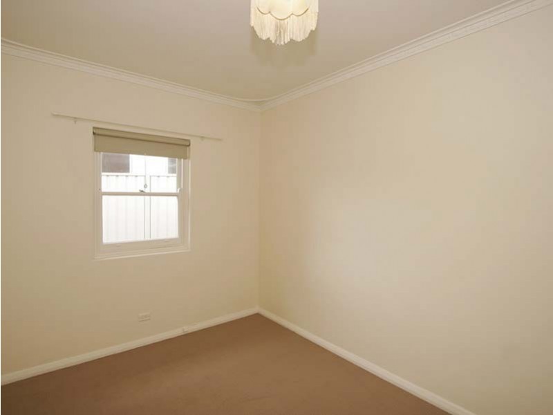 2/37  Adelphi Crescent, Glenelg North SA 5045