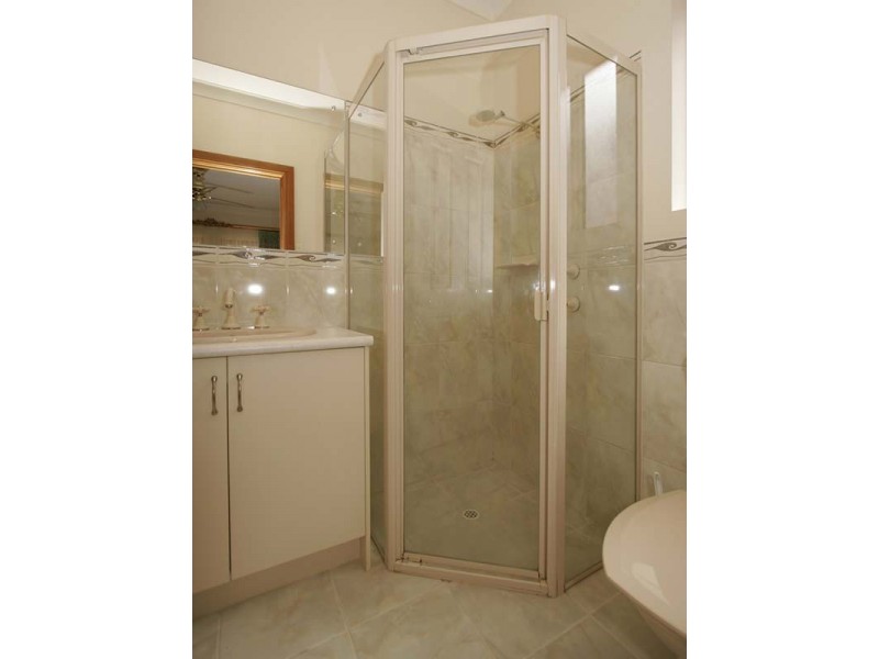 1b  Francis Avenue, Glengowrie SA 5044