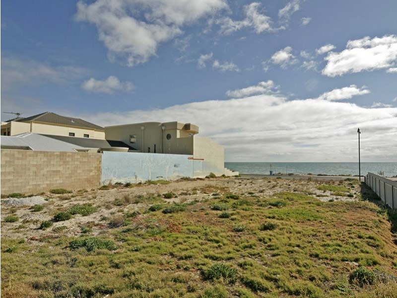 20  North Esplanade, Glenelg North SA 5045