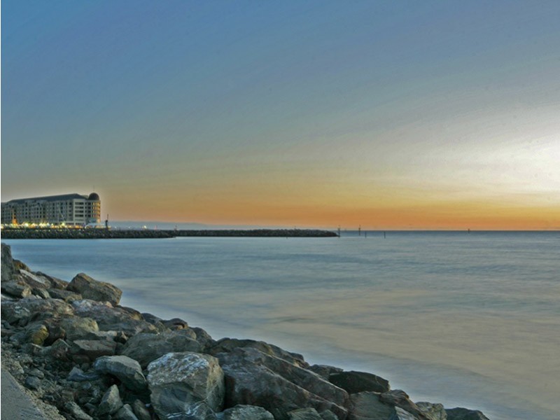 20  North Esplanade, Glenelg North SA 5045