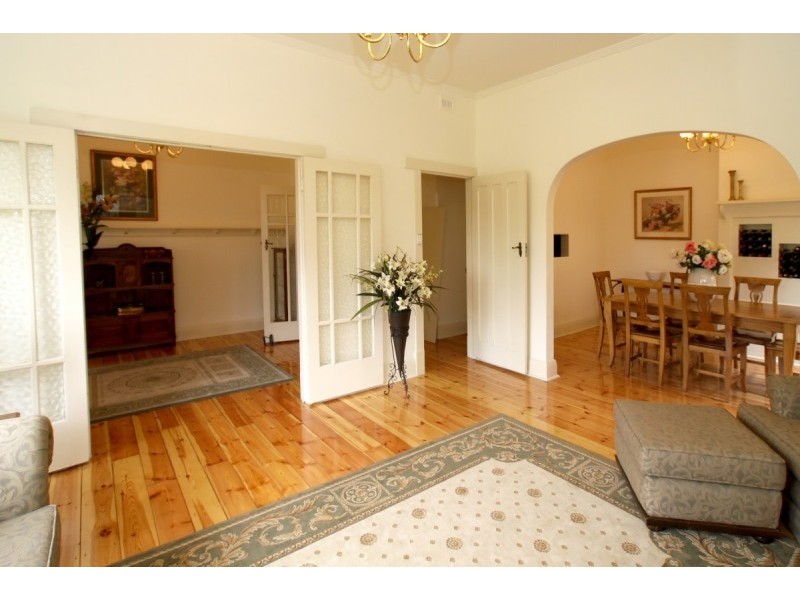 24 Dunbar Terrace, Glenelg East SA 5045