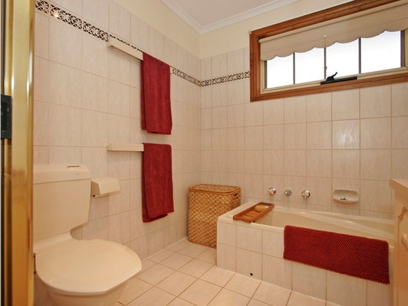 2/124  Anzac Highway, Glandore SA 5037