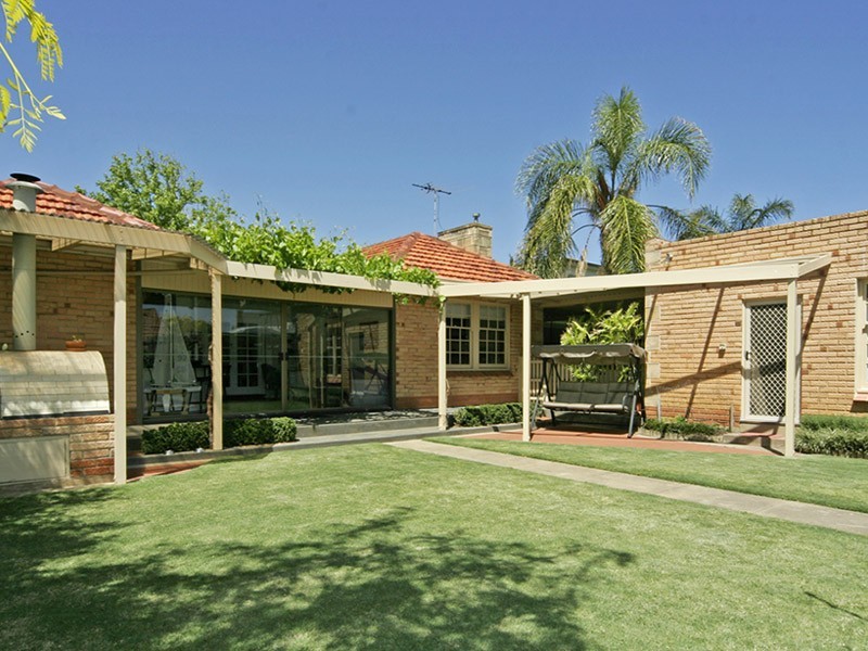 3  St Peters Street, Glenelg East SA 5045