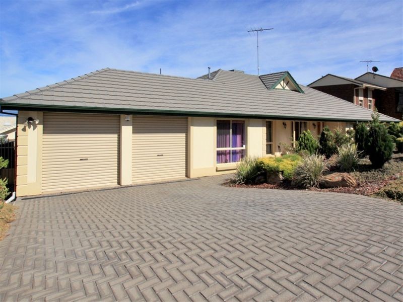 13  Arafura Court,, Hallett Cove SA 5158