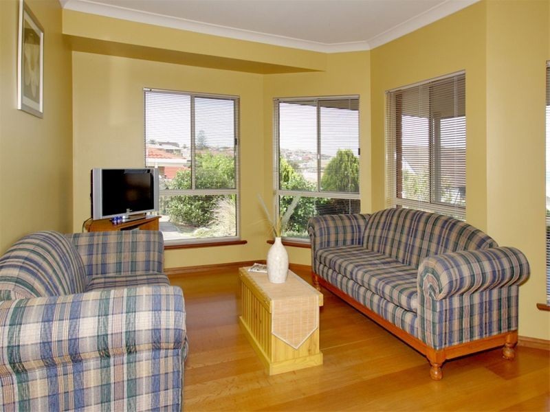 13  Arafura Court,, Hallett Cove SA 5158