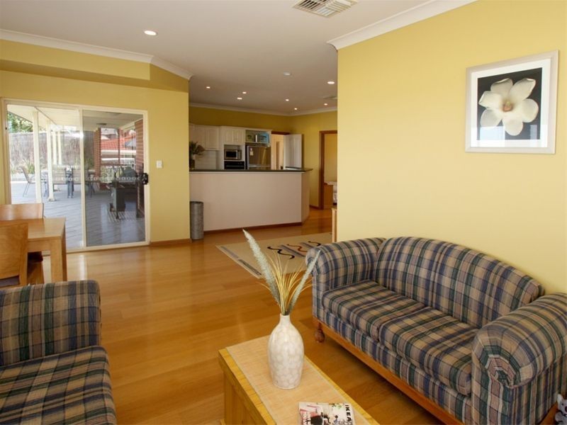 13  Arafura Court,, Hallett Cove SA 5158