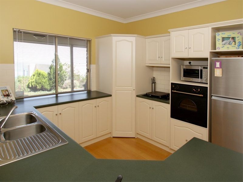 13  Arafura Court,, Hallett Cove SA 5158