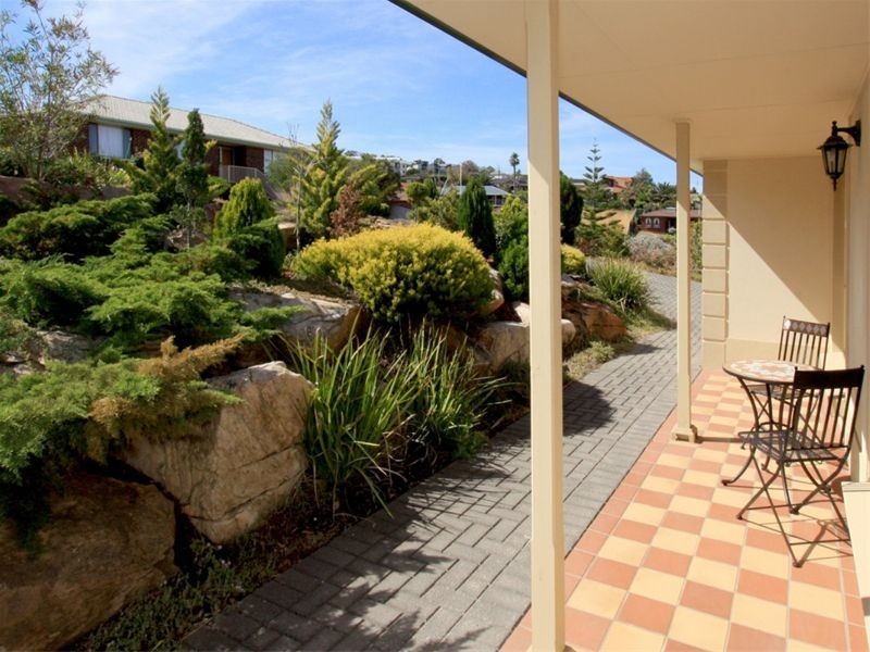 13  Arafura Court,, Hallett Cove SA 5158