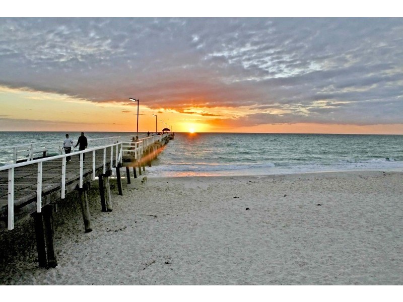 75  Esplanade, Henley Beach SA 5022