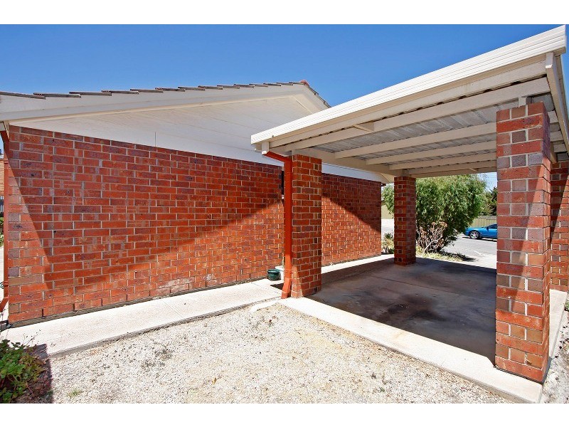 1A Cleve Street, Seaview Downs SA 5049