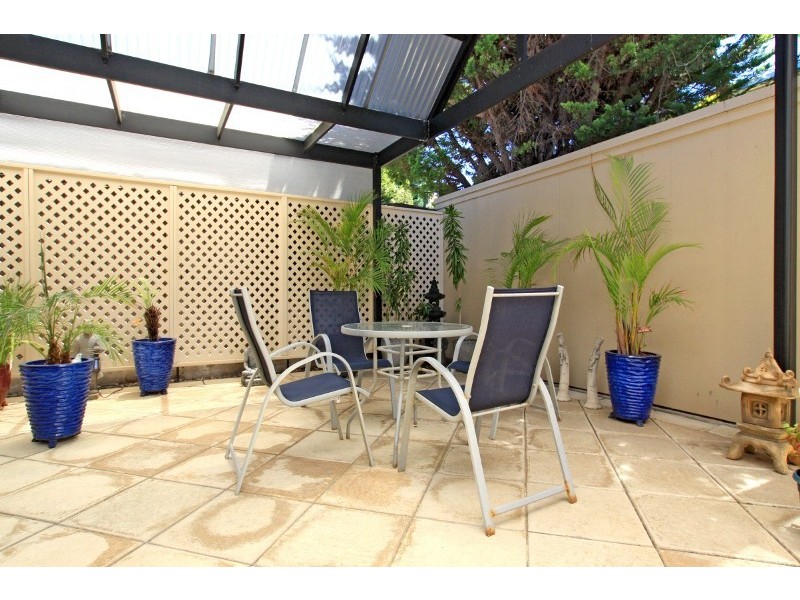 8 Averil Court, Somerton Park SA 5044