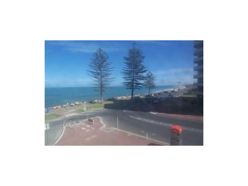 6/11-12 North Esplanade, Glenelg North SA 5045