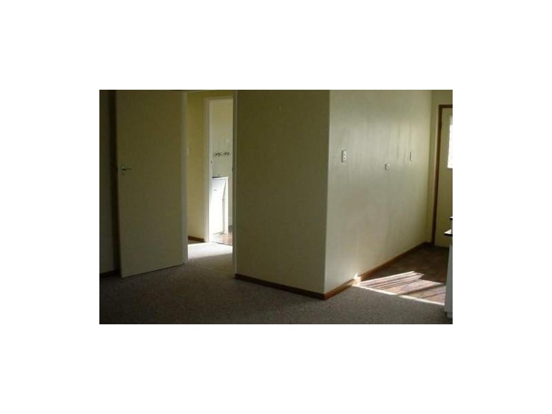 2/172 Seaview Road, Henley Beach South SA 5022