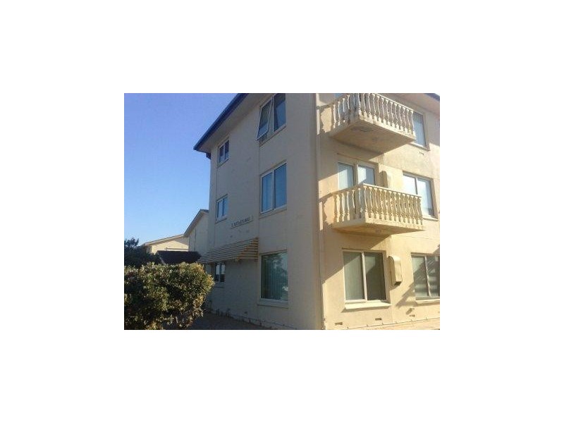 10/52 North Esplanade, Glenelg SA 5045
