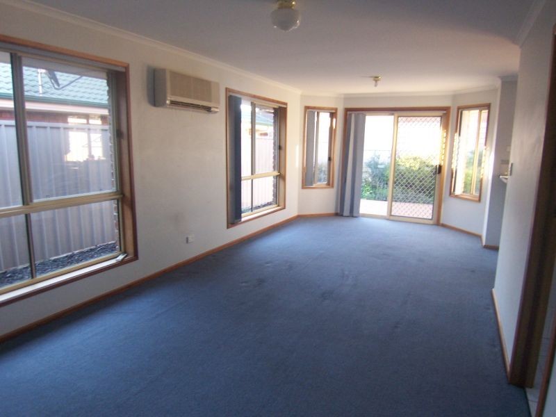 6  Parkview Drive, Oakden SA 5086