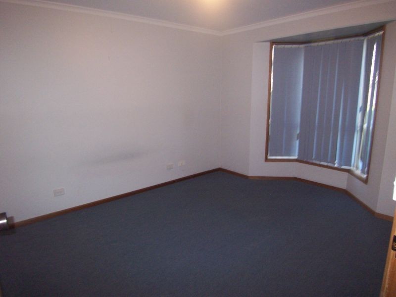 6  Parkview Drive, Oakden SA 5086