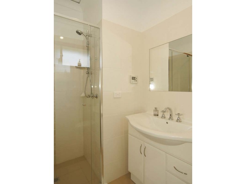 18 Pine Lodge Crescent, Seaton SA 5023