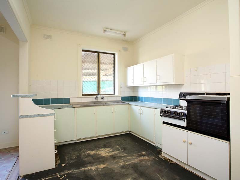 7  Lawhill Avenue, Seaton SA 5023