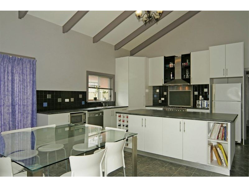 118 Addison Road, Pennington SA 5013