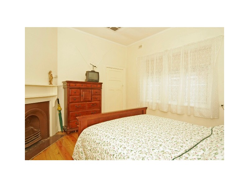 118 Addison Road, Pennington SA 5013