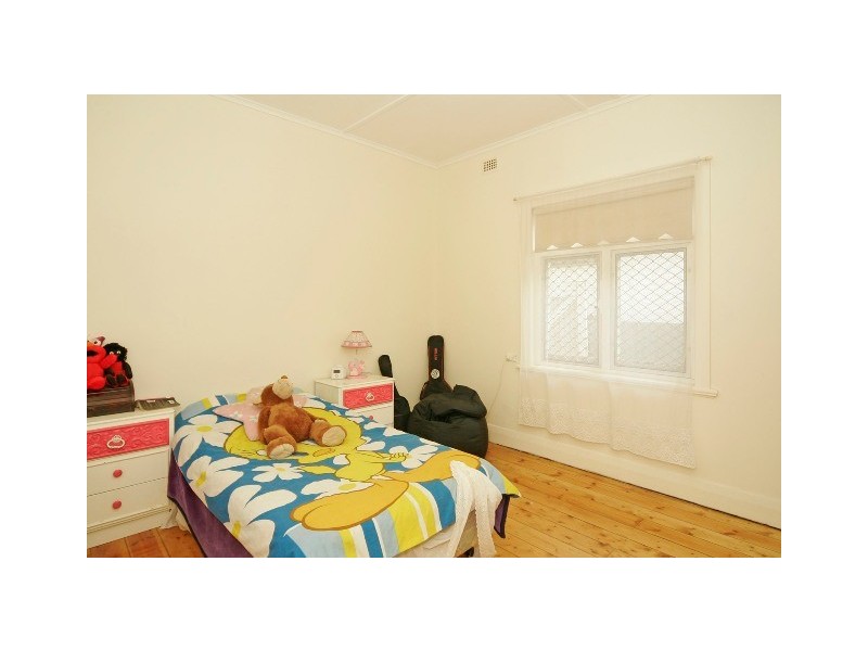 118 Addison Road, Pennington SA 5013