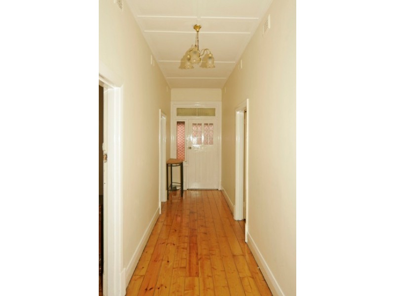 118 Addison Road, Pennington SA 5013