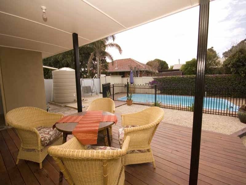 17 George Street, Semaphore Park SA 5019