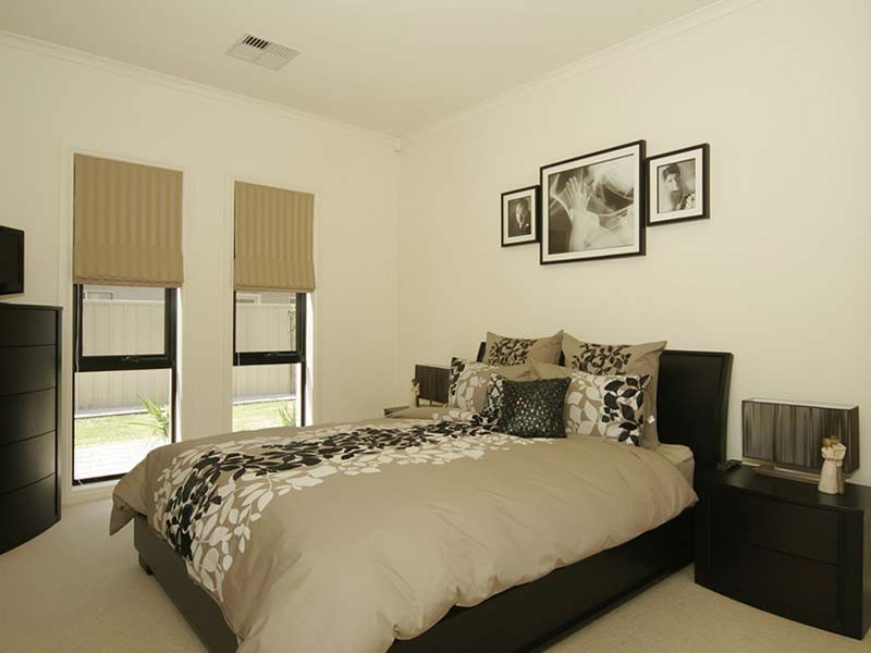 2/2  Stonehaven Street, Pennington SA 5013