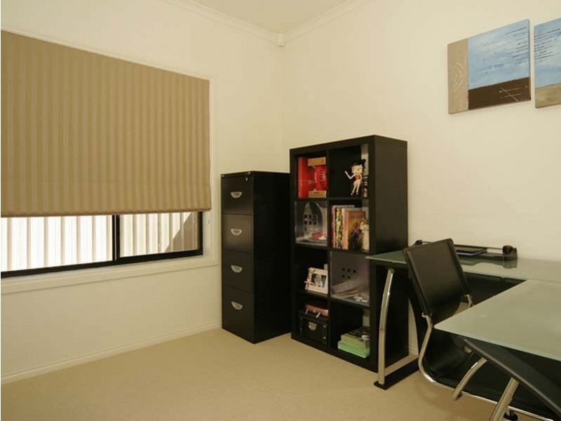 2/2  Stonehaven Street, Pennington SA 5013