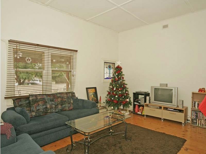 6 Wilpena Terrace, Kilkenny SA 5009