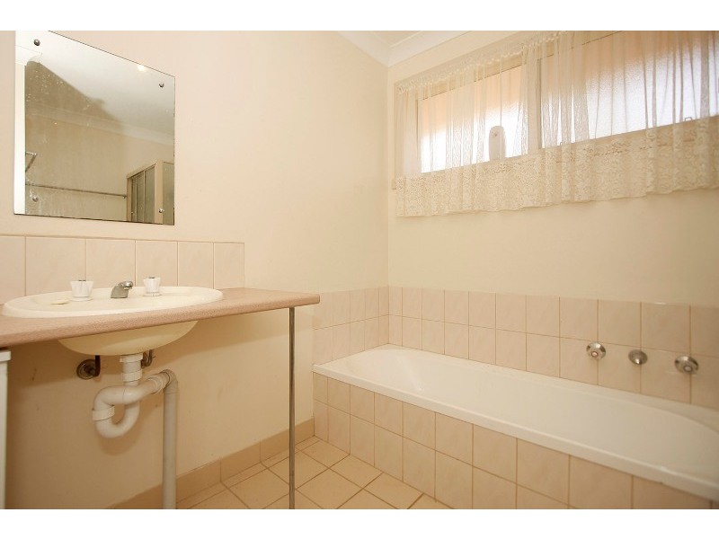 28 Olive Grove, Munno Para West SA 5115