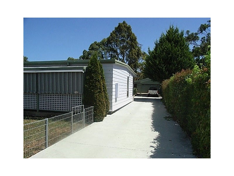 8 Kenny Street, Crib Point VIC 3919