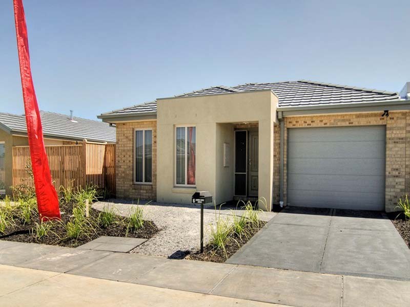 6 James Hird Drive, Hastings VIC 3915