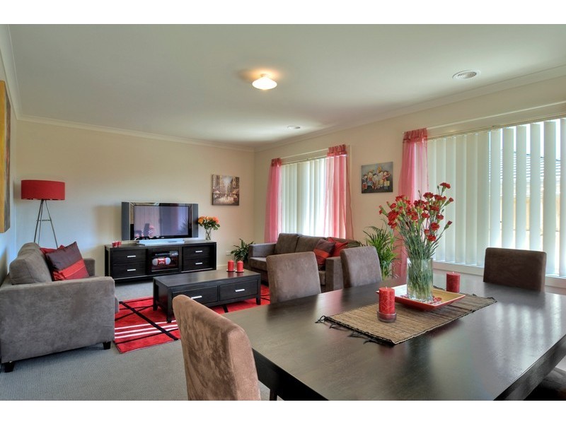 6 James Hird Drive, Hastings VIC 3915