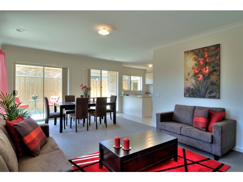 6 James Hird Drive, Hastings VIC 3915