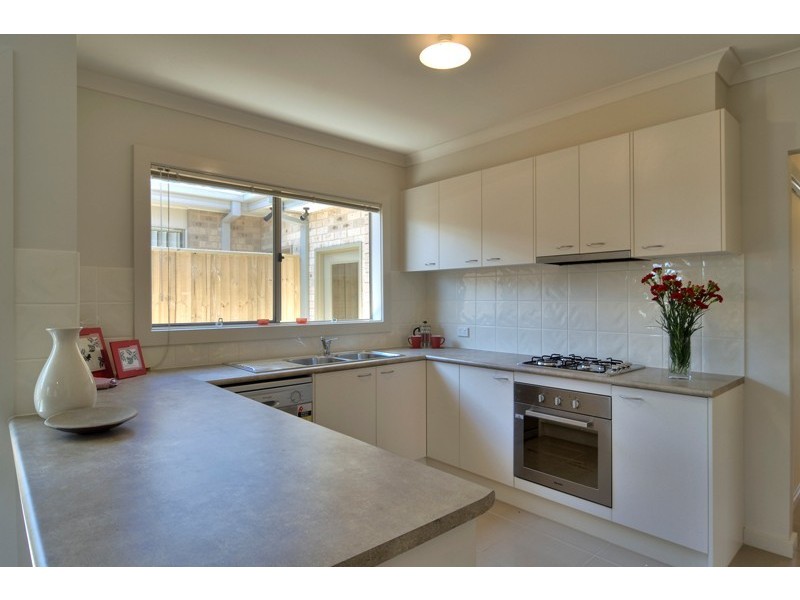 6 James Hird Drive, Hastings VIC 3915