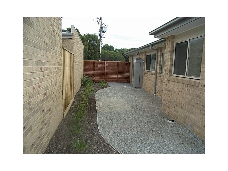2 James Hird Drive, Hastings VIC 3915