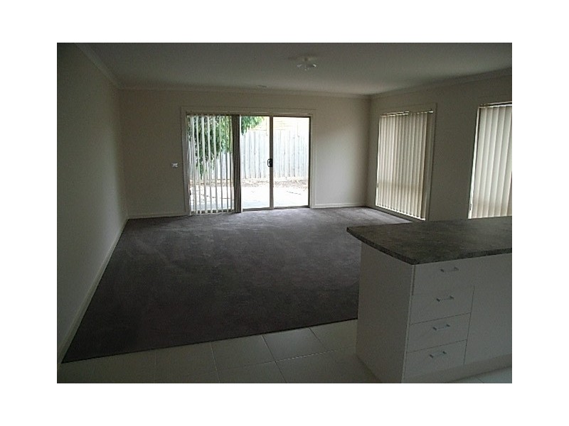 14 James Hird Drive, Hastings VIC 3915