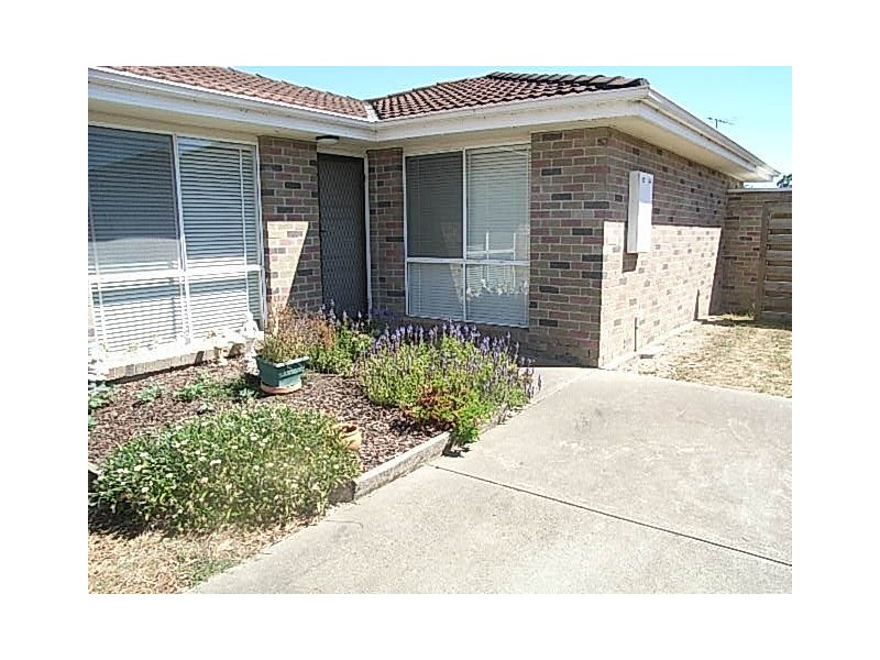 1,2,3,4/ 30  Douglas Street, Hastings VIC 3915