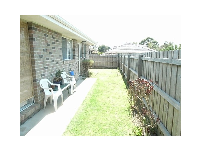 1,2,3,4/ 30  Douglas Street, Hastings VIC 3915