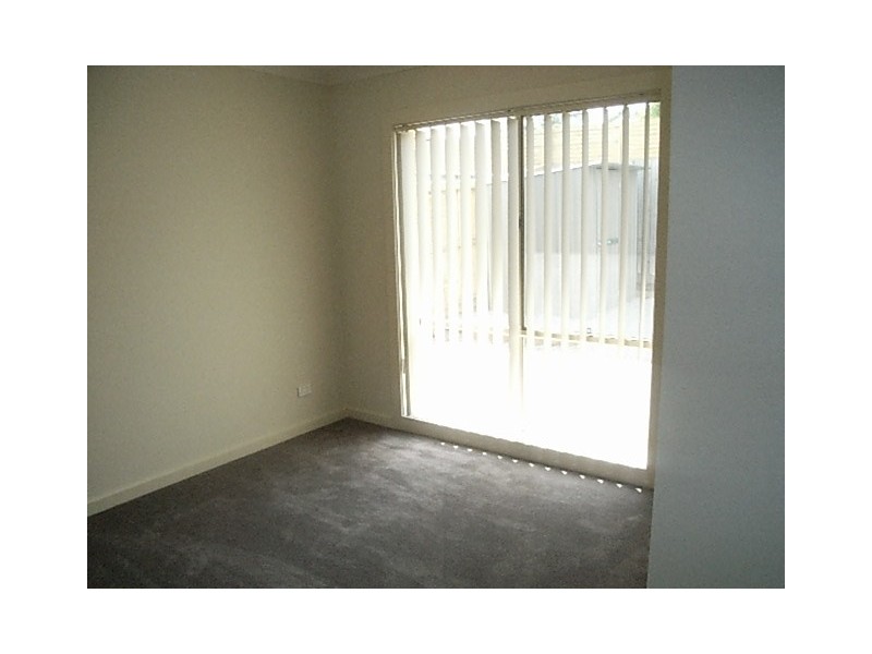 18 James Hird Drive, Hastings VIC 3915