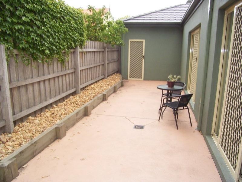 75A  Nunns Road, Mornington VIC 3931