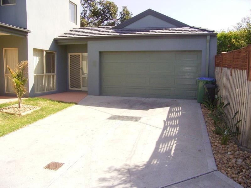 75A  Nunns Road, Mornington VIC 3931