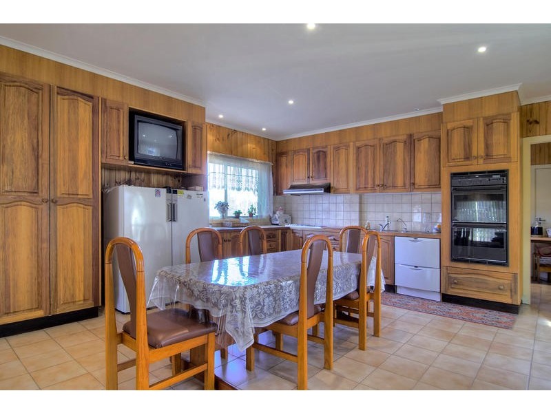 4 Hendersons Road, Bittern VIC 3918