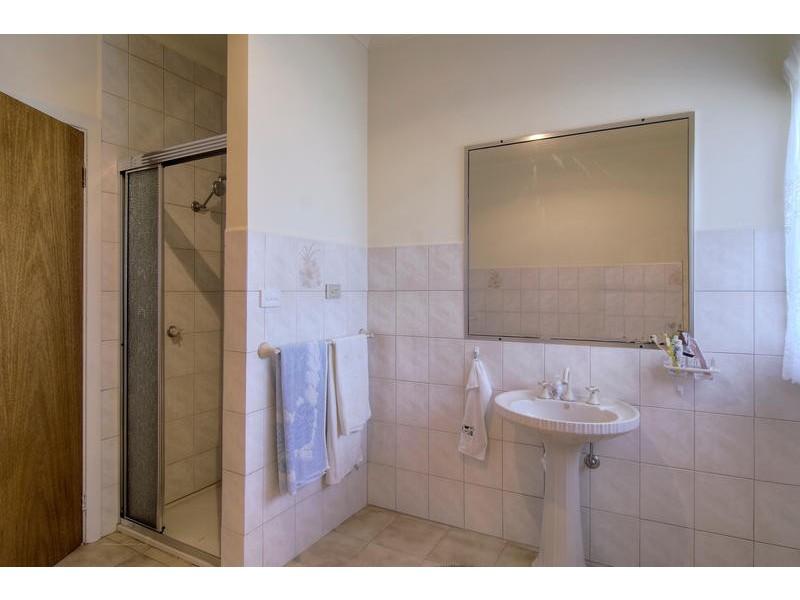 4 Hendersons Road, Bittern VIC 3918