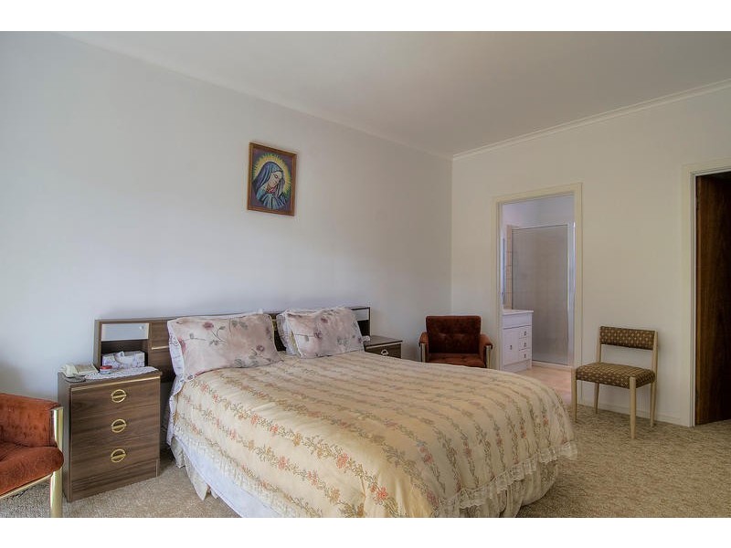 4 Hendersons Road, Bittern VIC 3918